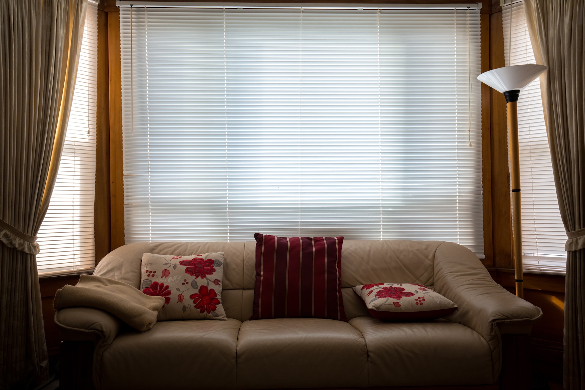 5 Common Mistakes to Avoid When Installing Blinds to Your Window